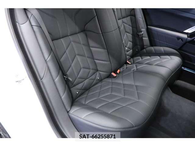 Bmw 7 SERIES 2023-05 357118-12