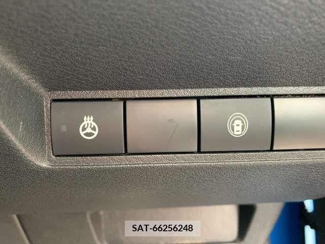 Nissan NOTE 2021-02 219765-7