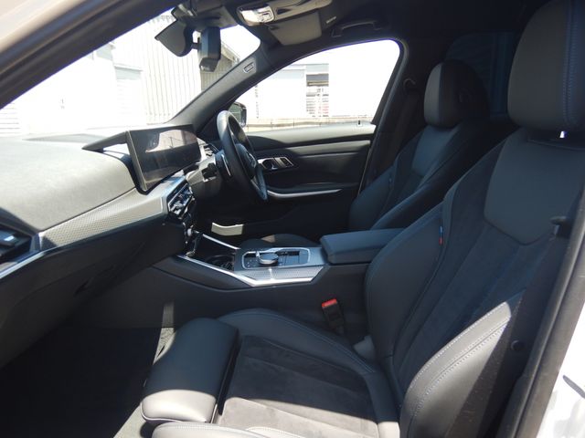 Bmw 3 SERIES 2023-03 4910-1