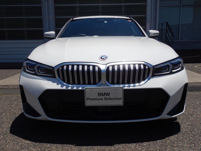 Bmw 3 SERIES 2023-03 4910-3