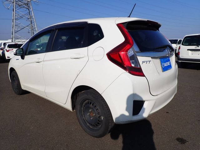 Honda FIT HYBRID 2016-10 15947-2