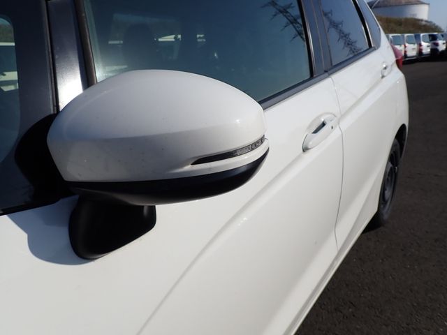 Honda FIT HYBRID 2016-10 15947-3