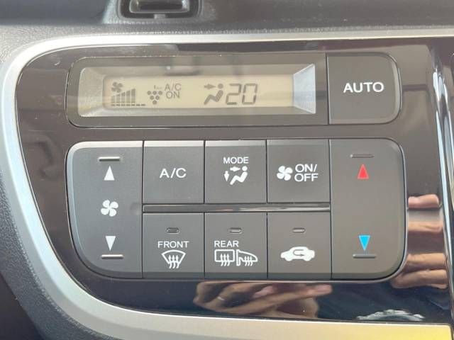 Honda N BOX CUSTOM 2017-03 9954-7