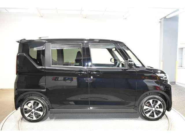 Mitsubishi EK X SPACE 2022-05 2364-1