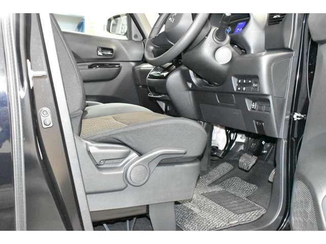 Mitsubishi EK X SPACE 2022-05 2364-6