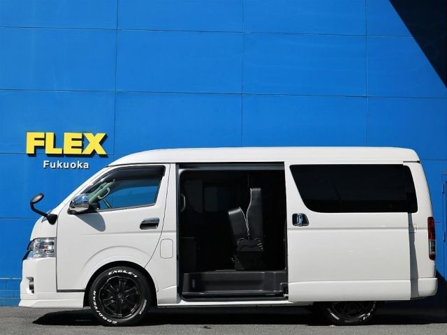 Toyota HIACE WAGON 2018-01 6505-4