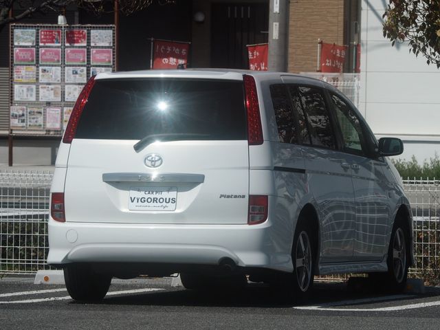 Toyota ISIS 2006-03 1413-12