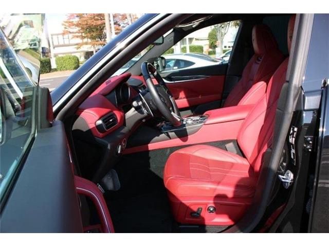Maserati LEVANTE 2018-08 182470-4