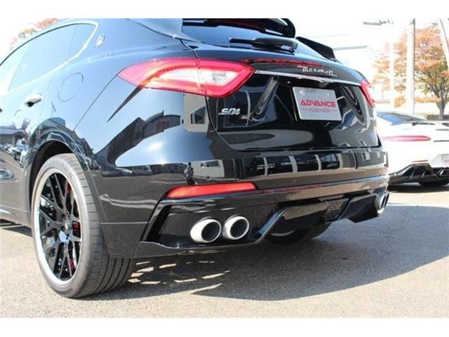 Maserati LEVANTE 2018-08 182470-13