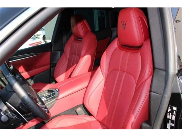Maserati LEVANTE 2018-08 182470-17