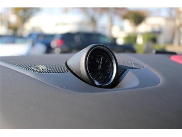 Maserati LEVANTE 2018-08 182470-21