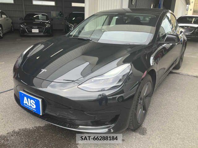 Tesla MODEL 3 2021-07 310894-4