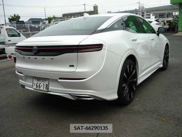 Toyota CROWN 2023-04 316702-7