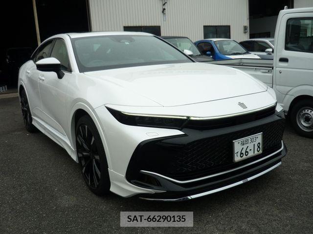 Toyota CROWN 2023-04 316702-4