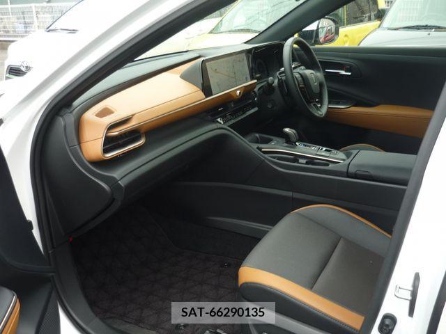 Toyota CROWN 2023-04 316702-15