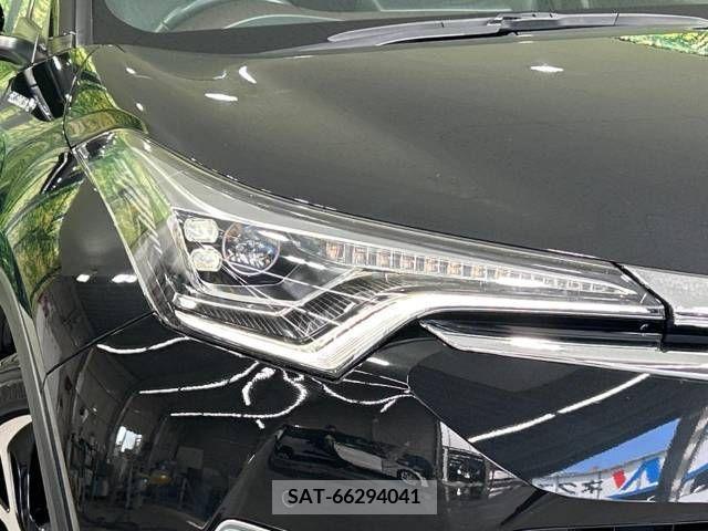 Toyota C-HR 2017-04 322963-12