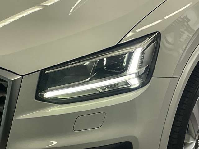 Audi Q2 2019-11 181041-10