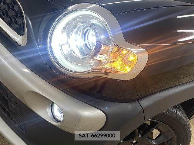 Suzuki X BEE 2019-07 223796-17