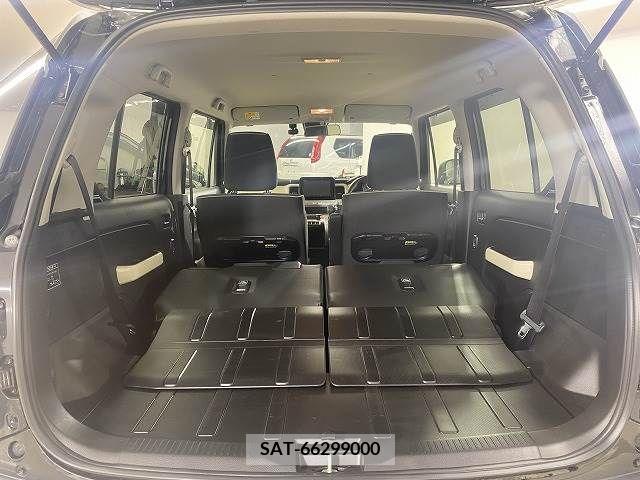 Suzuki X BEE 2019-07 223796-11