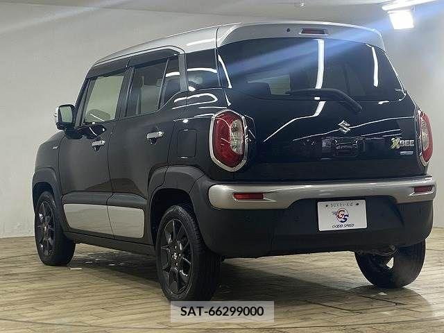 Suzuki X BEE 2019-07 223796-14