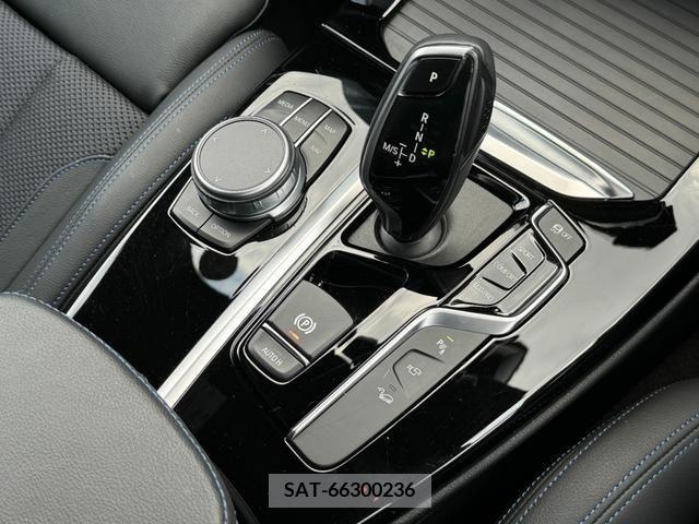 Bmw X3 2021-11 384685-18