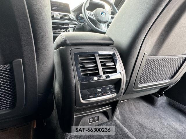 Bmw X3 2021-11 384685-15