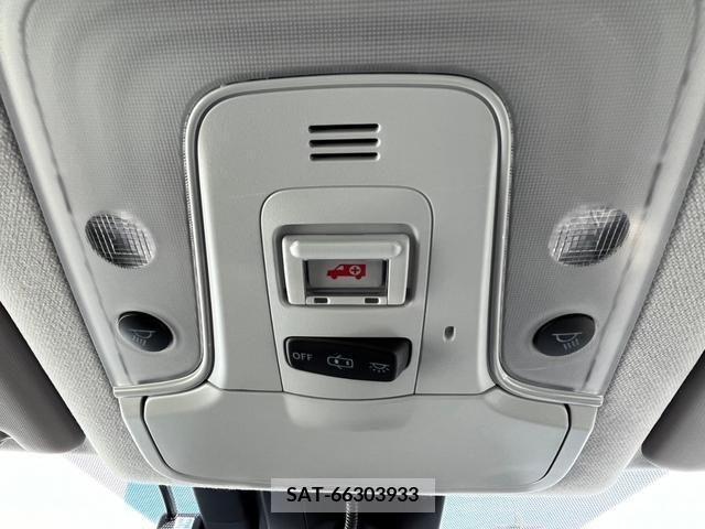 Toyota PRIUS 2019-05 366397-24