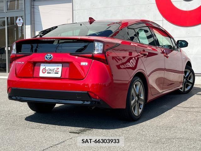 Toyota PRIUS 2019-05 366397-2
