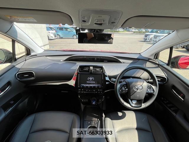 Toyota PRIUS 2019-05 366397-1