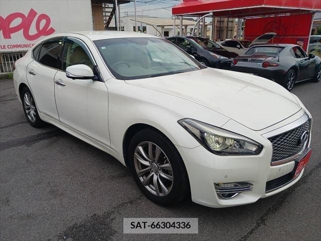 Nissan FUGA 2016-06 324779-12