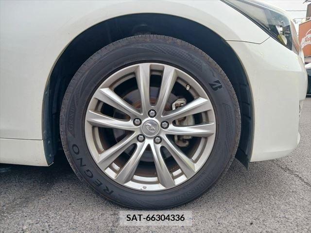 Nissan FUGA 2016-06 324779-10