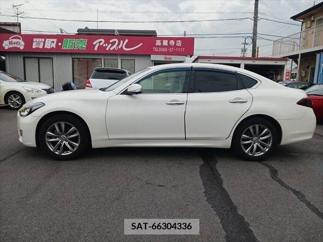 Nissan FUGA 2016-06 324779-17