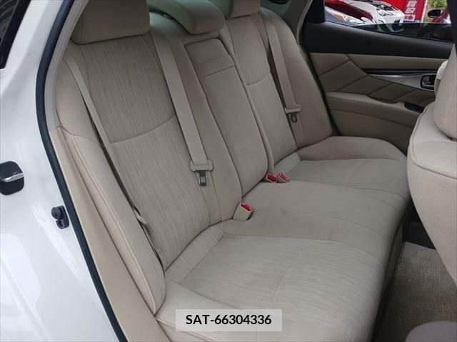 Nissan FUGA 2016-06 324779-6