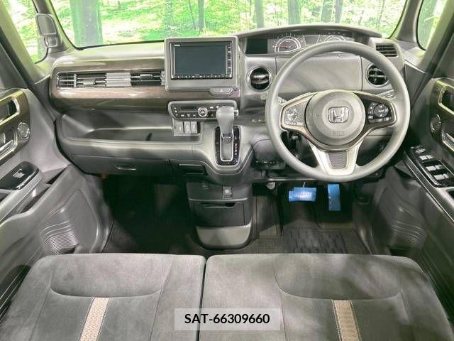 Honda N BOX CUSTOM 2020-03 307128-1