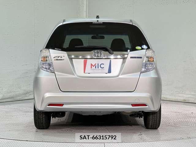 Honda FIT HYBRID 2012-02 297775-9