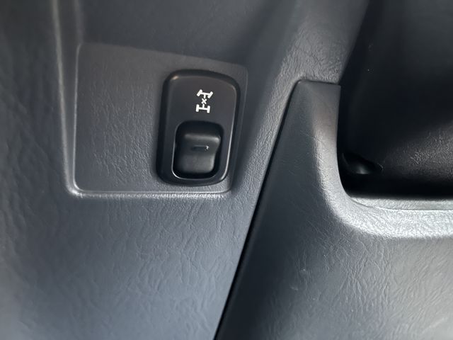 Daihatsu TERIOS KID 2006-02 19264-15
