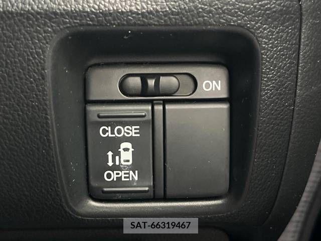 Honda N BOX CUSTOM 2015-04 256247-4