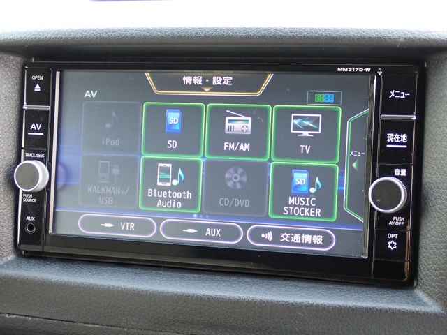 Nissan CARAVAN WAGON 2017-08 15111-8