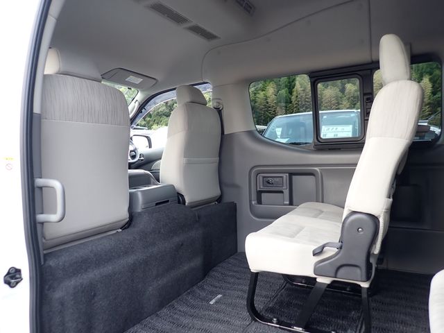 Nissan CARAVAN WAGON 2017-08 15111-23