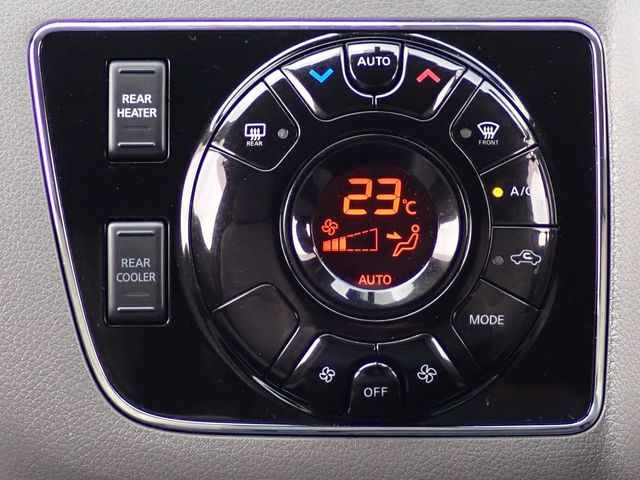 Nissan CARAVAN WAGON 2017-08 15111-11