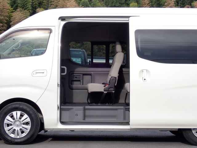 Nissan CARAVAN WAGON 2017-08 15111-4
