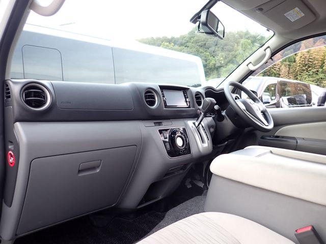 Nissan CARAVAN WAGON 2017-08 15111-20
