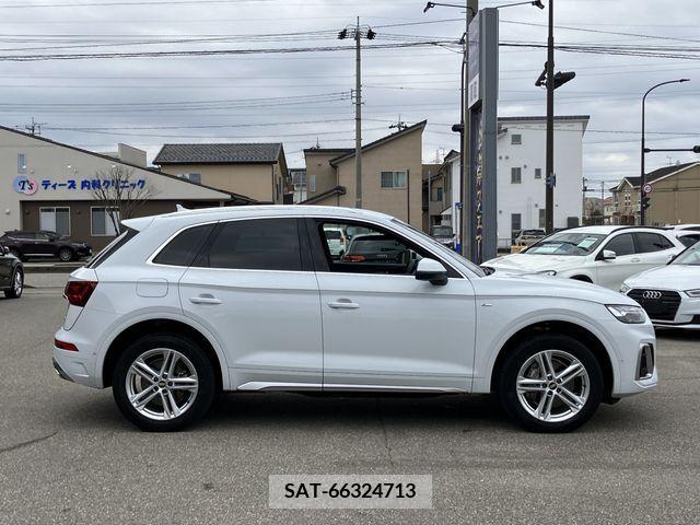 Audi Q5 2021-08 212967-5