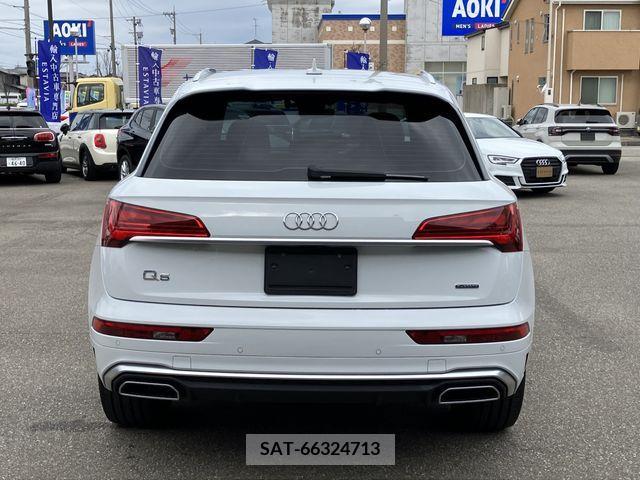 Audi Q5 2021-08 212967-6