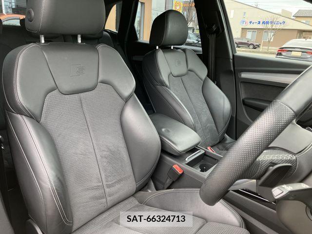 Audi Q5 2021-08 212967-10
