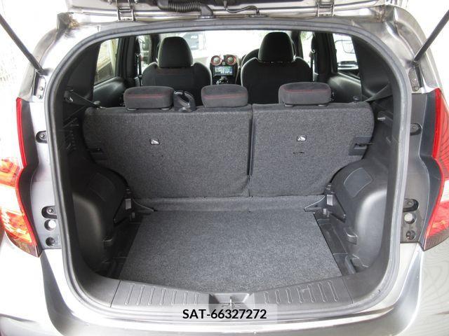 Nissan NOTE 2018-03 219665-9