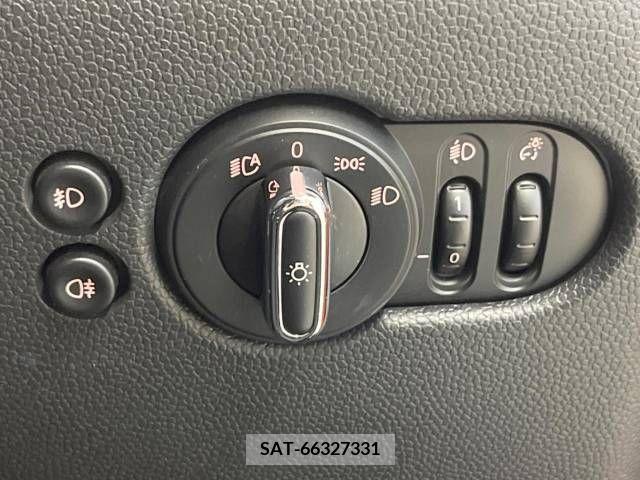 Bmw MINI 2018-06 381244-6