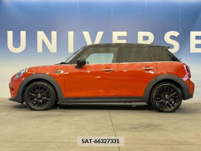 Bmw MINI 2018-06 381244-17