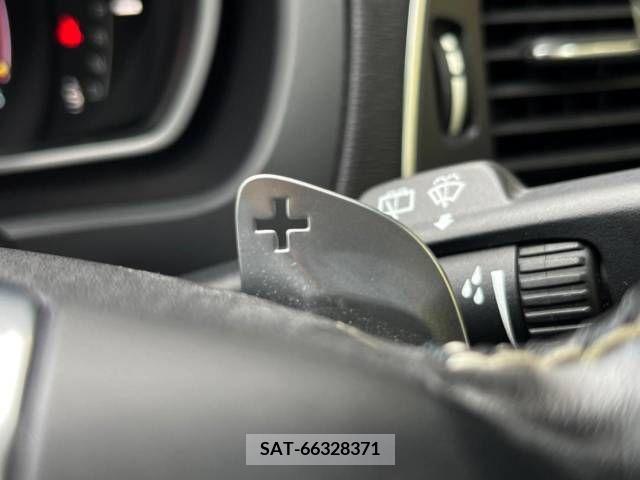 Volvo V40 2016-03 370214-8