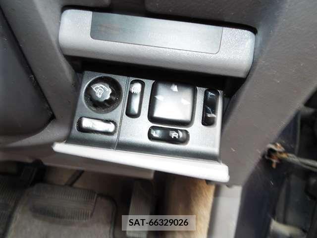 Nissan CIMA 1995-01 253644-7